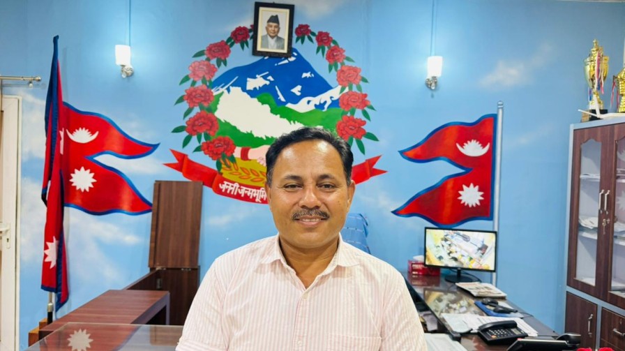 Maniram Shrestha Acting Mayor 72dpi