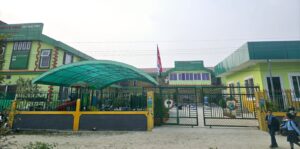 apple tree school
